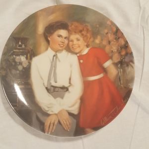 Annie Collectors Plate